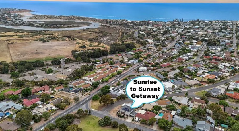 Sunrise To Sunset Getaway By Wine Coast Holidays - Image 1