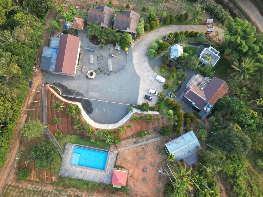 Le Ocio The Eco Resort With Infinity Pool - Image 1