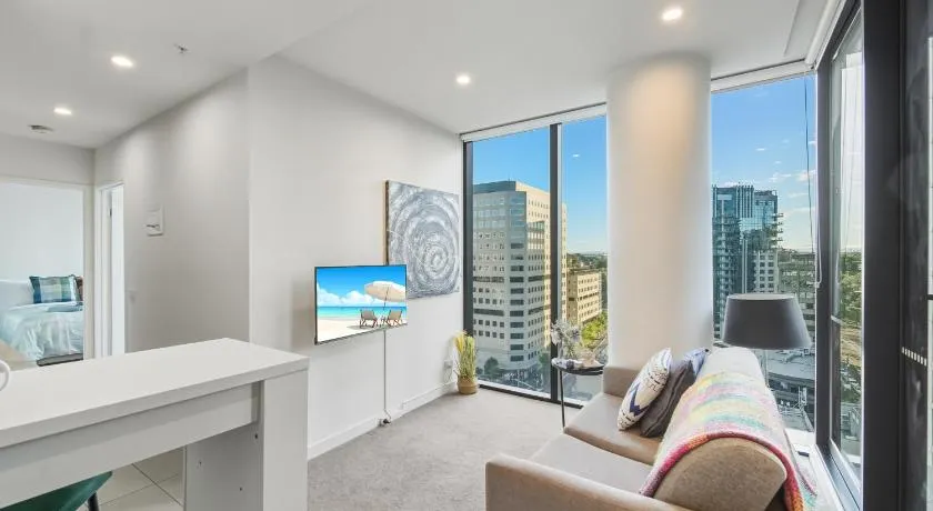South Melbourne Serenity - Image 1