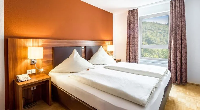 Hotel & Residenz Am Kurpark - Image 1