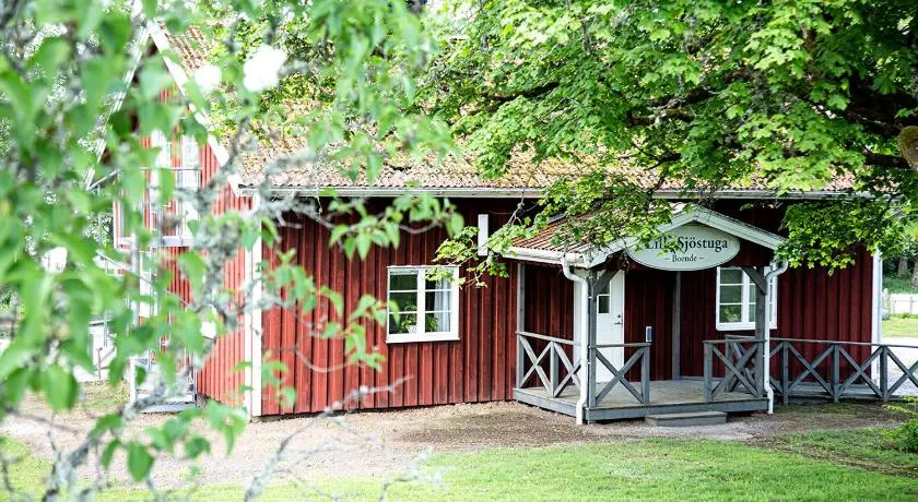 Hofsnäs Lilla Sjöstuga - Image 1
