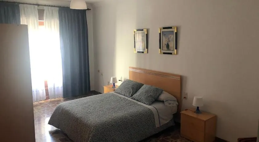 Home Sancle - Image 1