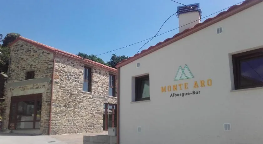 Albergue Monte Aro - Image 1