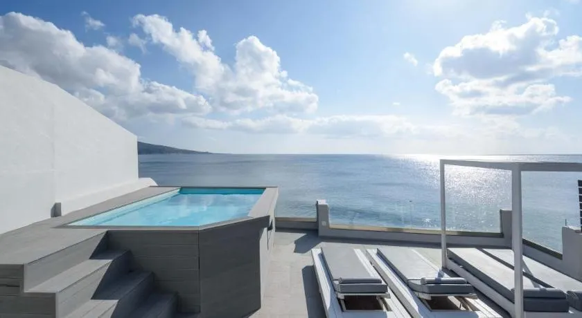 Sublime Villa & Caves - Image 1