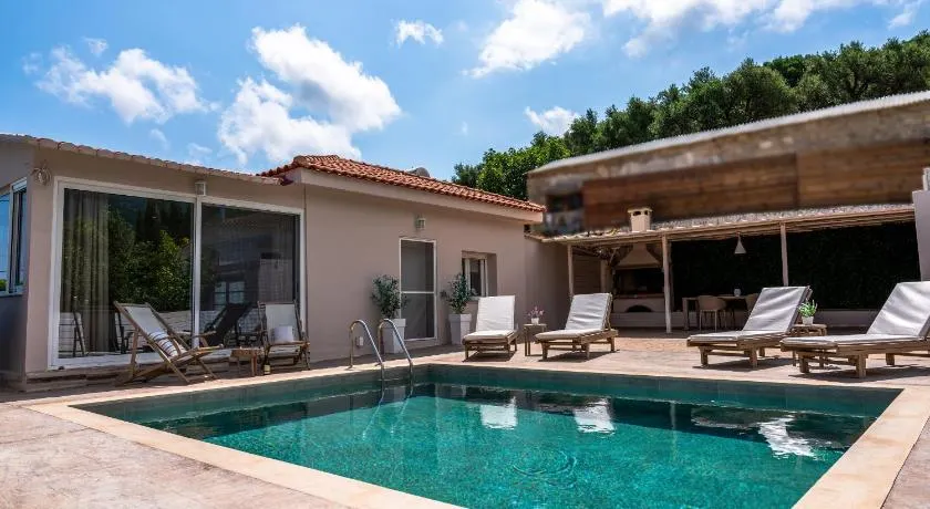 Casa Di Terra - Image 1