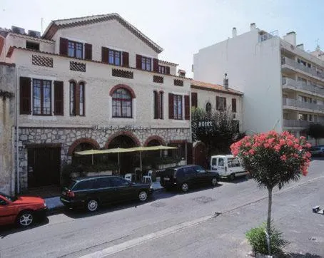 Hôtel Castel Mistral - Image 1