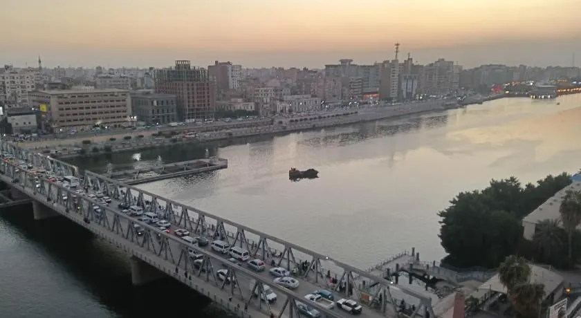 شقة فندقية بإطلالة مباشره على النيل - Image 1