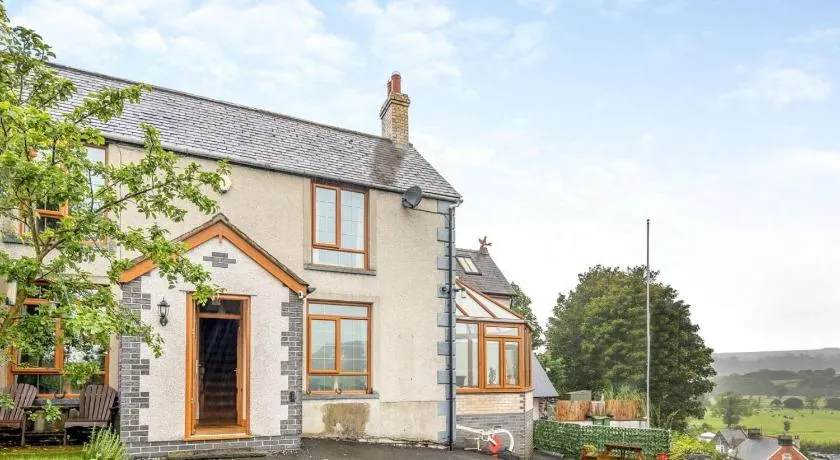 3 Bed in Corwen oc-90459 - Image 1