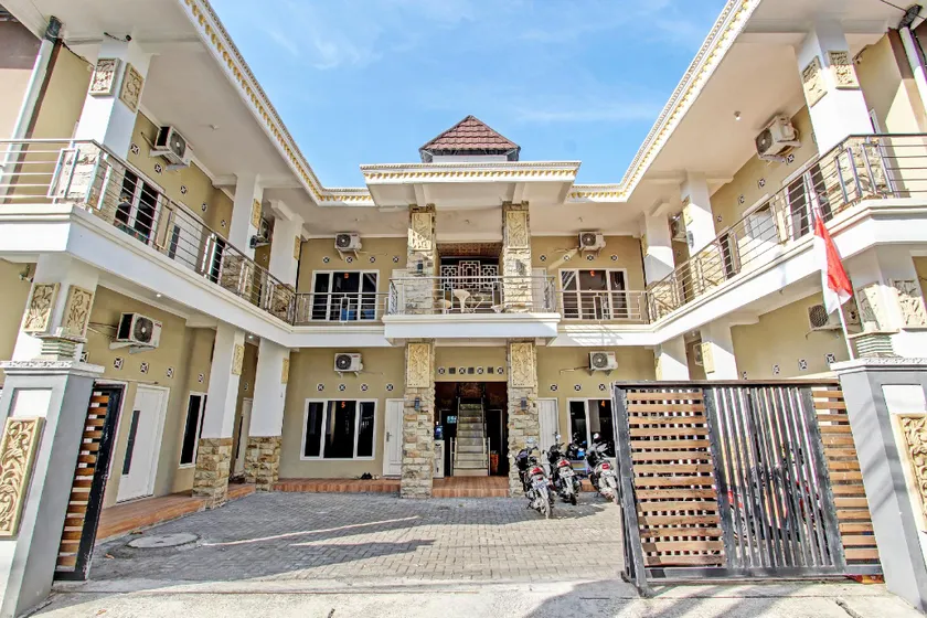 OYO 91486 Kostel Velisia Syariah - Image 1