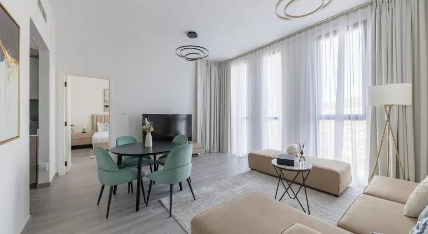 Fresh & Quiet 1BR at Midtown Noor 4 Tower - Image 1