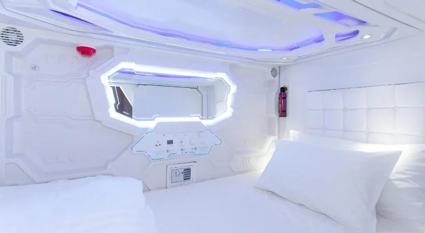 Avagard Capsule Hotel - Suvarnabhumi Airport - Image 1