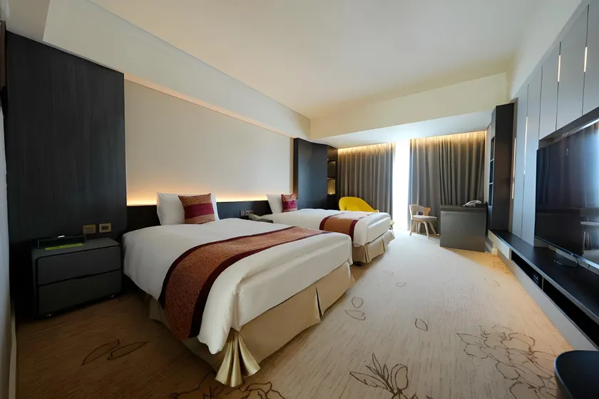 Evergreen Plaza Hotel - Tainan - Image 1