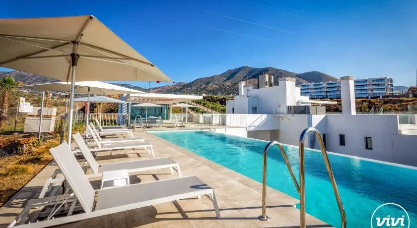 Penthouse Diamond - Private Pool, Terrace, Sea View, Gym & BBQ - Image 1