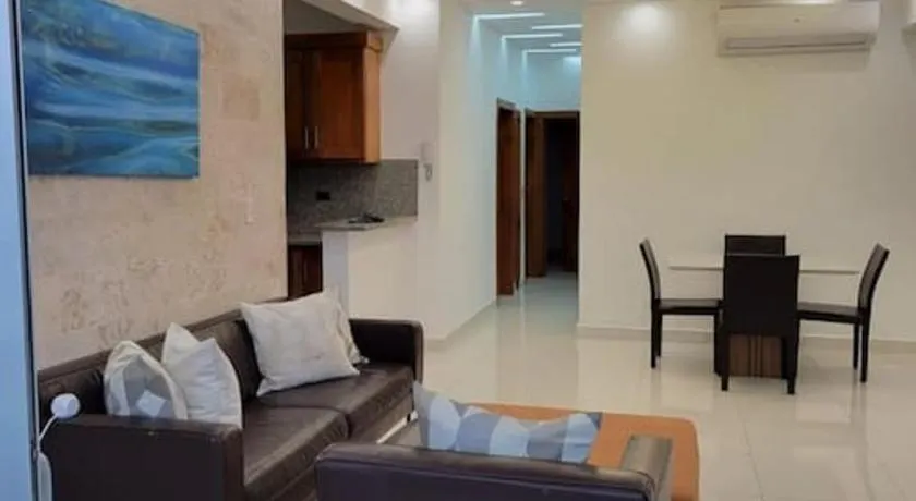 3BR Oasis Near Beach with Pool, Parking and Security - Image 1