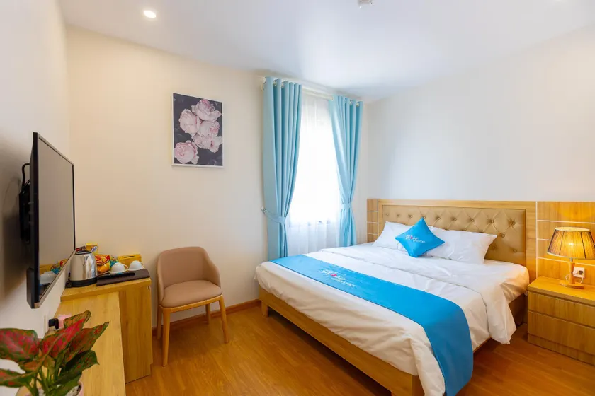 ROSY HẠ LONG HOTEL - Image 1