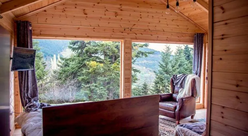 Kedra Village Retreats - Mountain Escape - Image 1