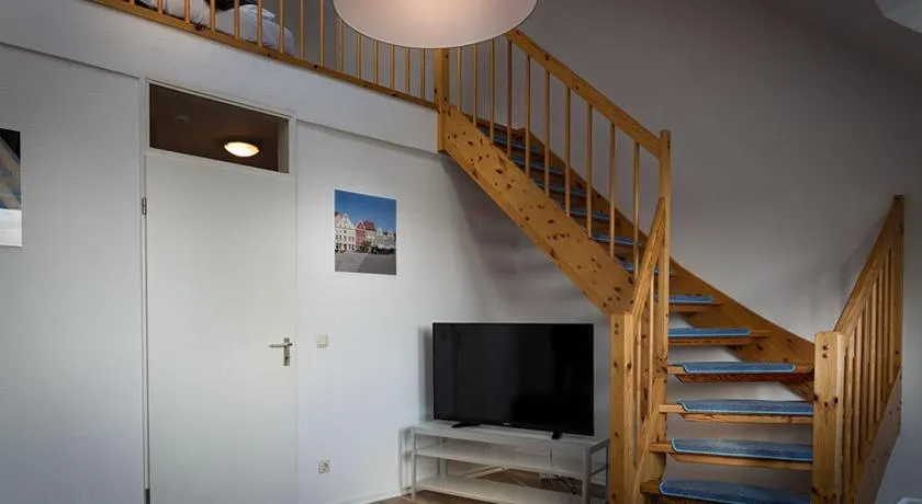 H&H Apartments im Herzen der Stadt super zentral ruhig mit Kochnischen Balkon oder Empore - Image 1