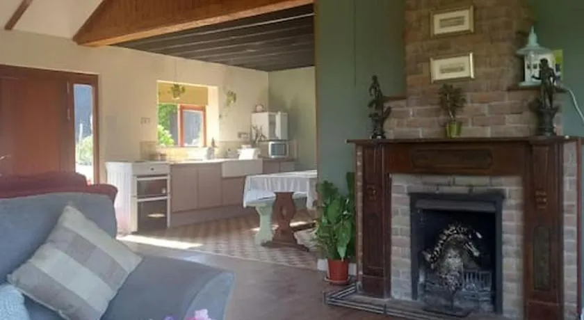 CuckOO Nest Entire house - Image 1