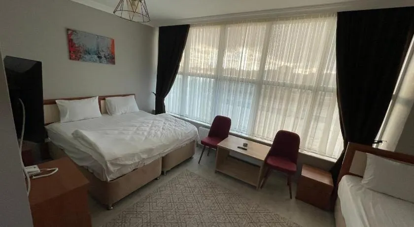 Lina Motel - Image 1