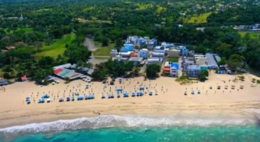 Elida Oceanfront Rentals - Image 1