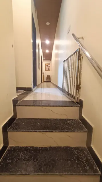 Hotel Nandi Inn - Image 1
