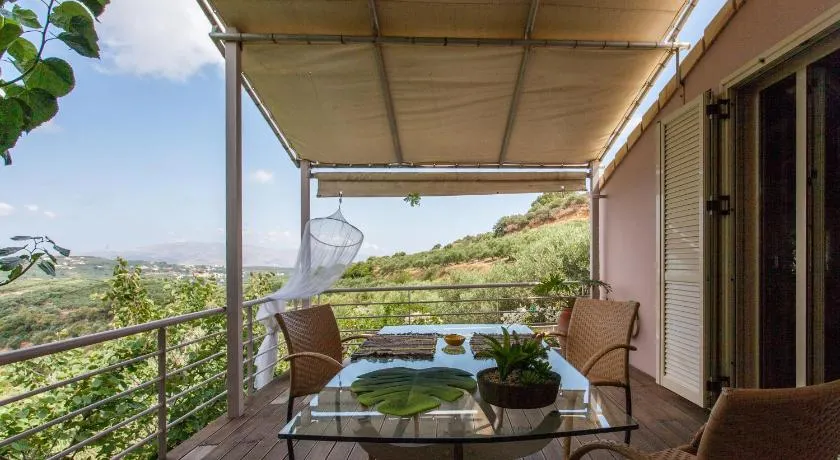 Private Eco Friendly Country Home - Image 1