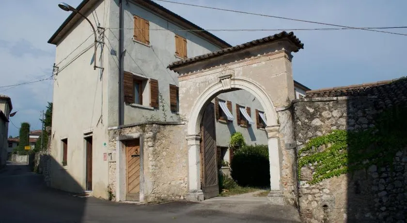 B&B Rosales - Image 1