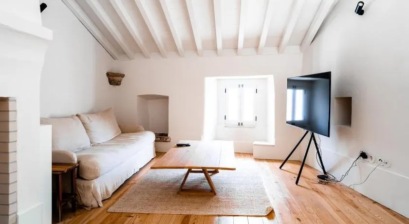 Fonte da Vila House - Image 1