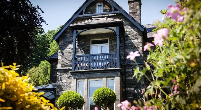 Mary's Court Guest House - Mairlys - Image 1