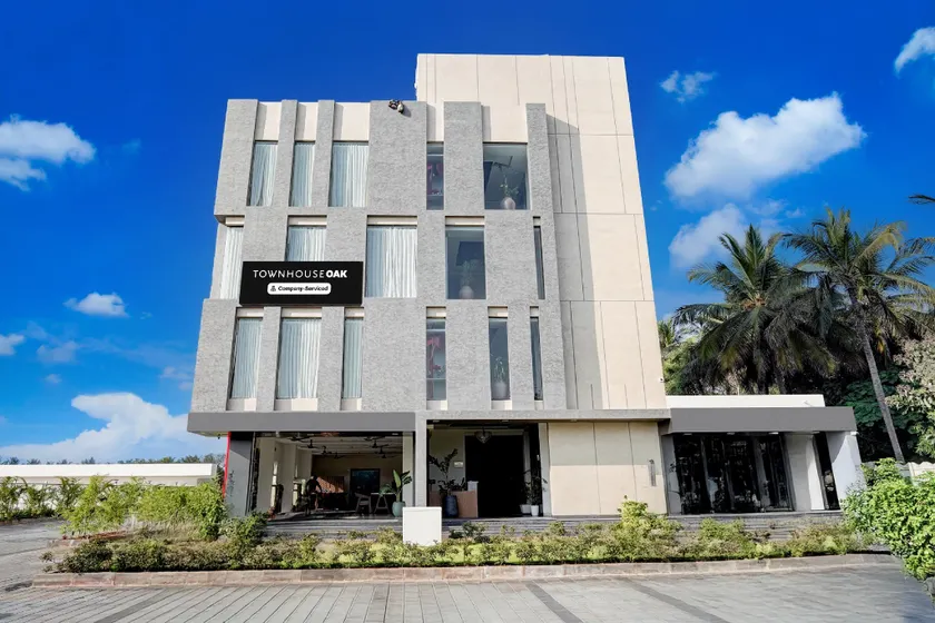 Super Townhouse Oak T. Narasipura Road Formerly Hotel Nishara - Image 1