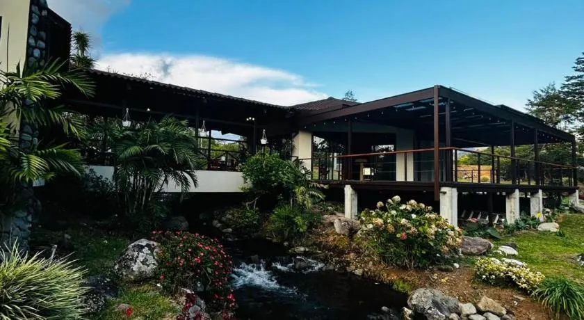 Hotel Dos Rios - Image 1