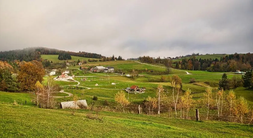 Farm Stay Ana - Image 1