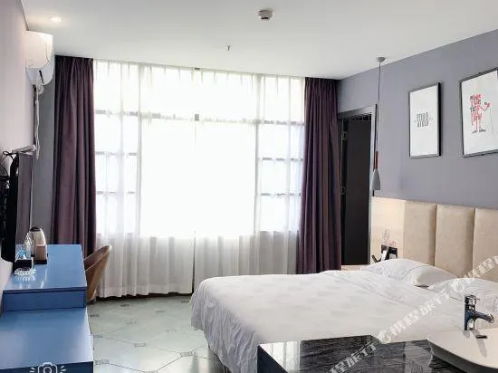 Elong ME Hotel (Jingzhou Gong'an Tongyun Bus Station Xinda Plaza) - Image 1