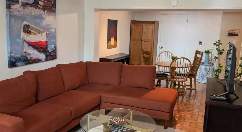 West End Basement Apartment - Image 1