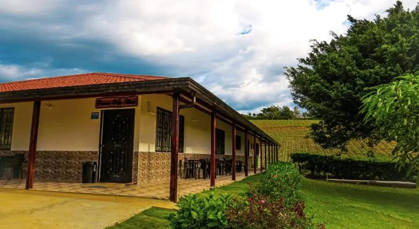 Hospedaje Casona Villa Alicia - Image 1