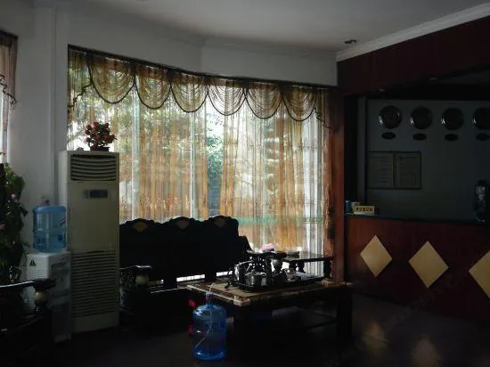Hongtian Hotel - Image 1