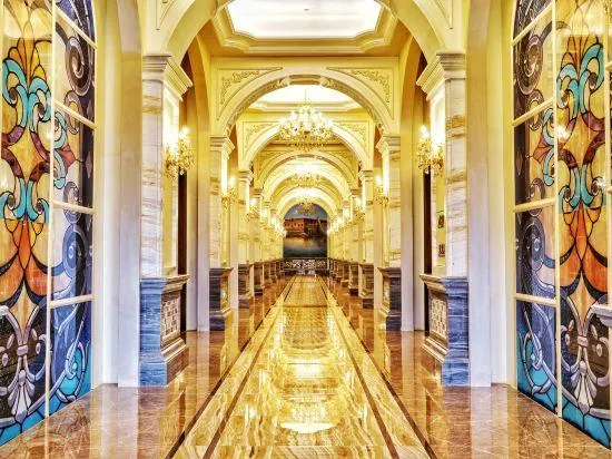 Knights·International·Ocean Hotel - Image 1