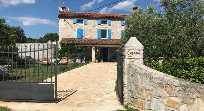Farmhouse Cubani - Image 1