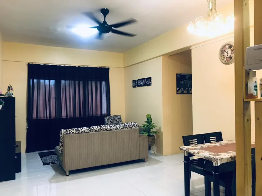 ZERONE SEAVIEW HOMESTAY KUANTAN - Image 1