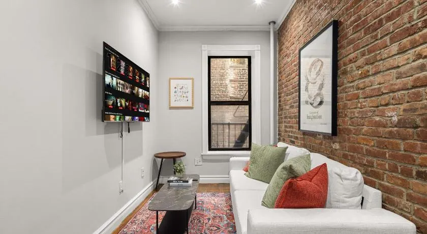 Trendy Nolita Stay Walk to SoHo & Little Italy - Image 1