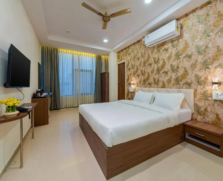 Hotel D Dreamz, Sangli - Image 1