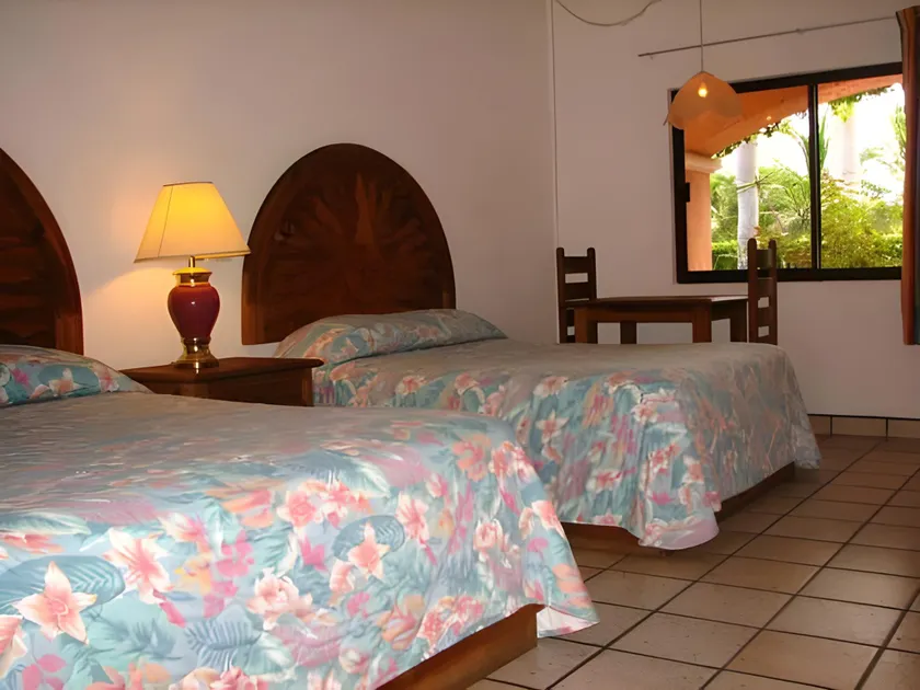 Los Barriles Hotel - Image 1