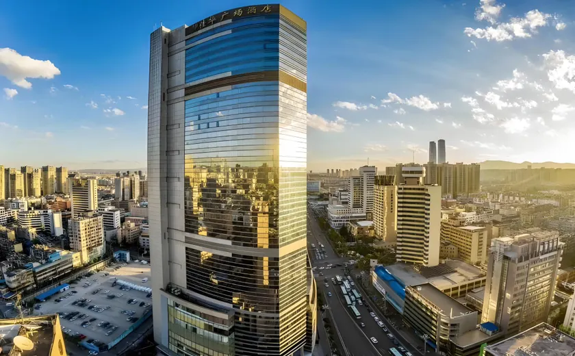 Kai Wah Plaza International Hotel - Image 1