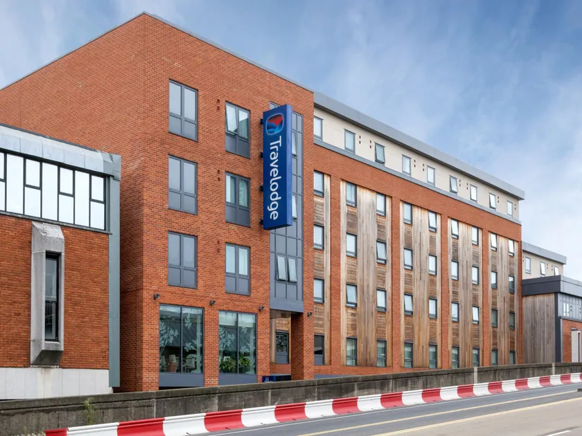 Travelodge High Wycombe Central - Image 1