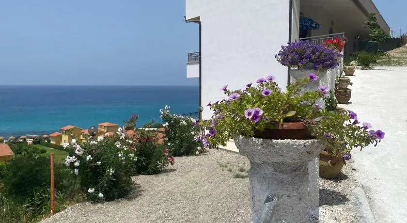 BellaVista - Image 1
