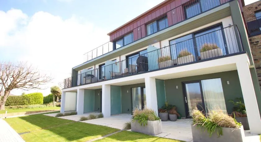 Sea view apartment, first floor - Image 1