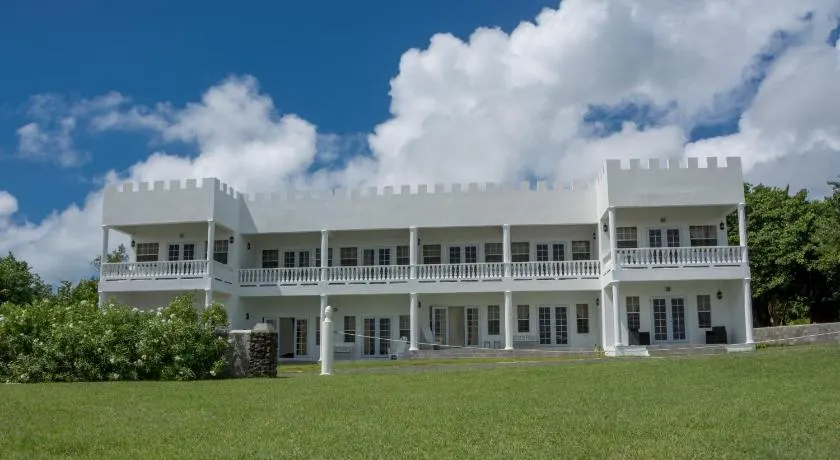 Castles Apartments - Image 1