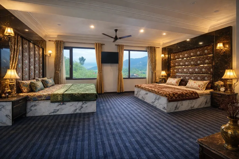 Lake side stays - Image 1