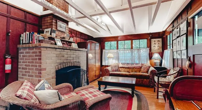 Clearheart Grove - Image 1