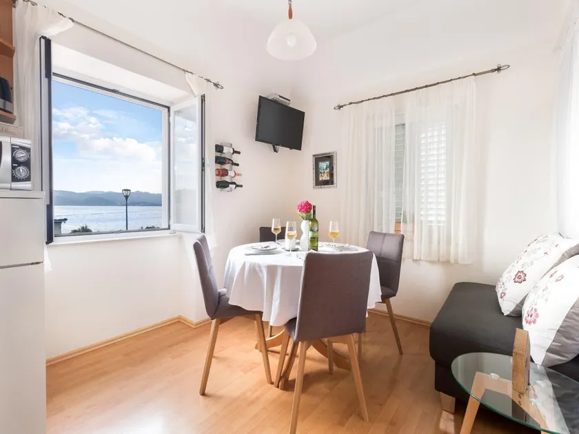 Apartments Lotea - Appartement 2 Chambres avec Terrasse - Image 1